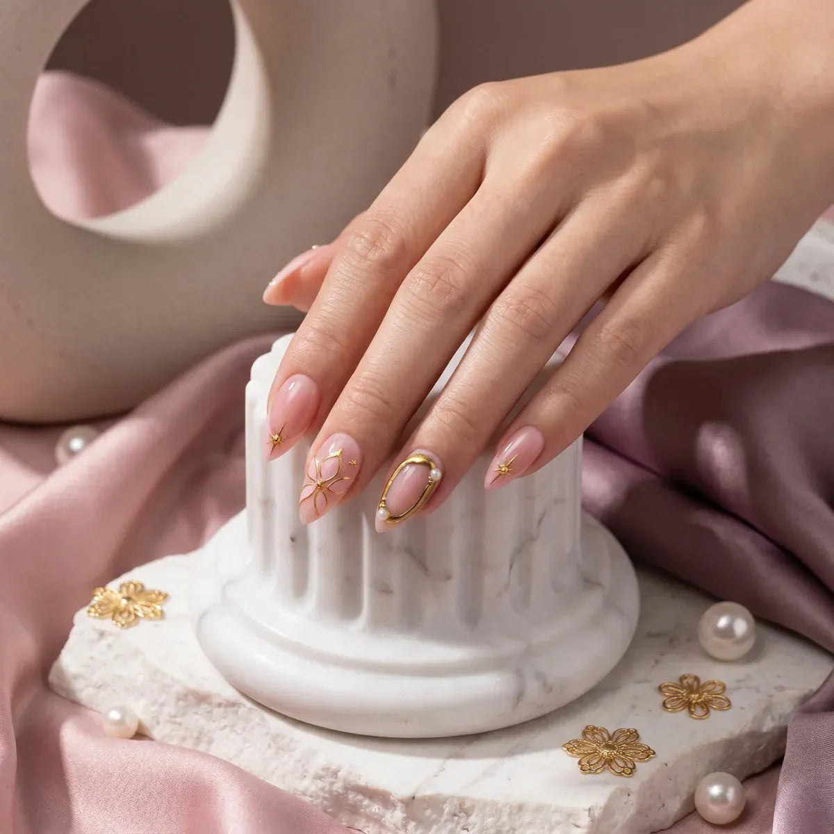 Kentrim Jelly Glue Pink Kentrim Gold Line Art Star & Pearl Press On Nails - 24 Pieces (12 Sizes)
