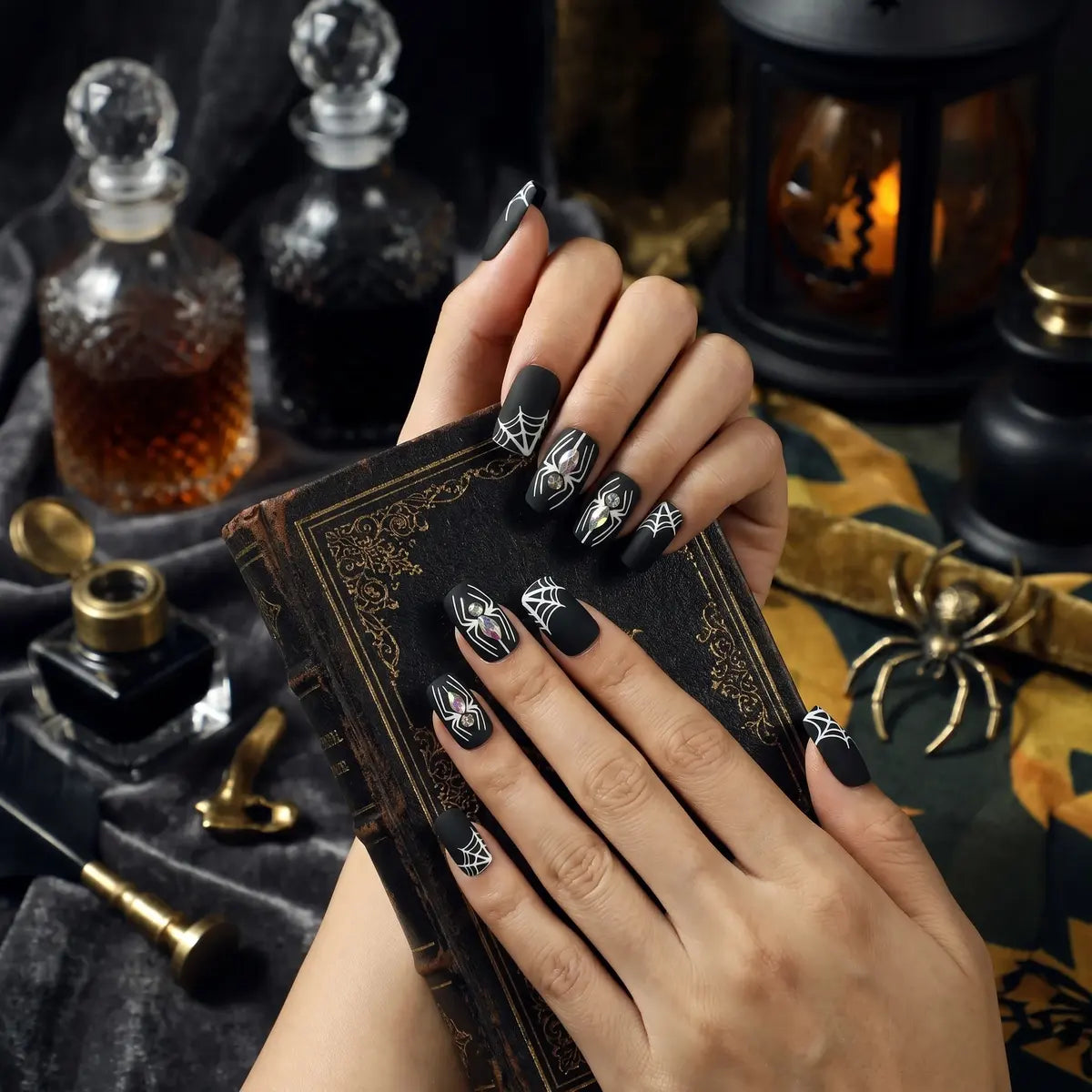 Kentrim Black Spider Web Coffin Halloween Press On Nails - 24 Pieces (12 Sizes) Secondary image