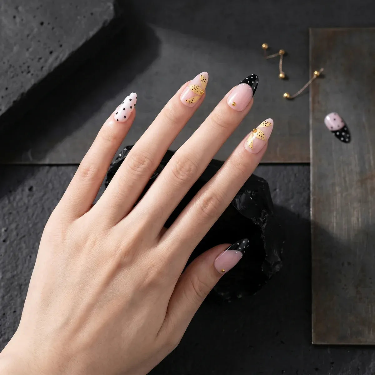 Kentrim Nude Pink French Press On Nails with Polka Dot & Flower Details- 24 Pieces (12 Sizes) Secondary image