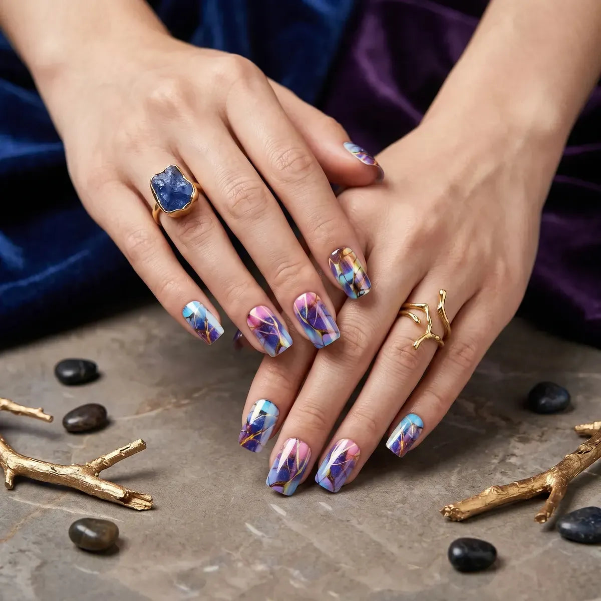 Kentrim Gemstone Crackle Medium Square Press On Nails - 24 Pieces (12 Sizes) Secondary image