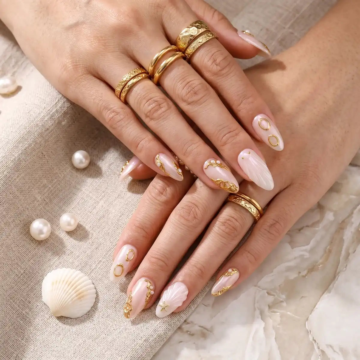 Kentrim Jelly Glue Gold Kentrim Gold Accent Almond Press On Nails - 24 Pieces (12 Sizes)