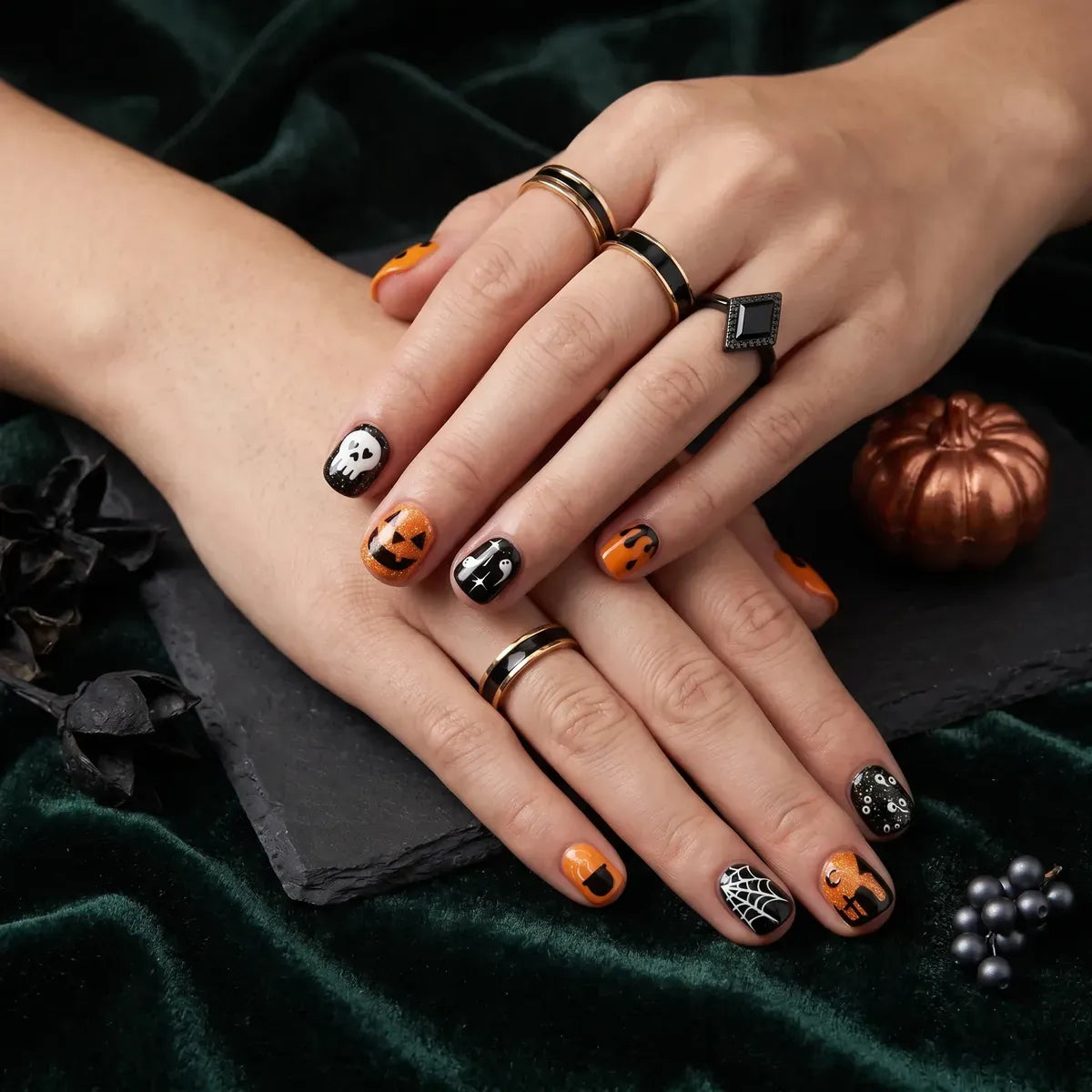 Kentrim Halloween Ghost & Pumpkin Short Square Press On Nails - 24 Pieces (12 Sizes) Secondary image