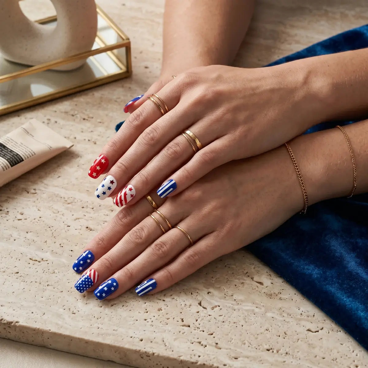 Kentrim Jelly Glue Red Kentrim American Flag Star & Stripe Short Square Press On Nails - 24 Pieces (12 Sizes)