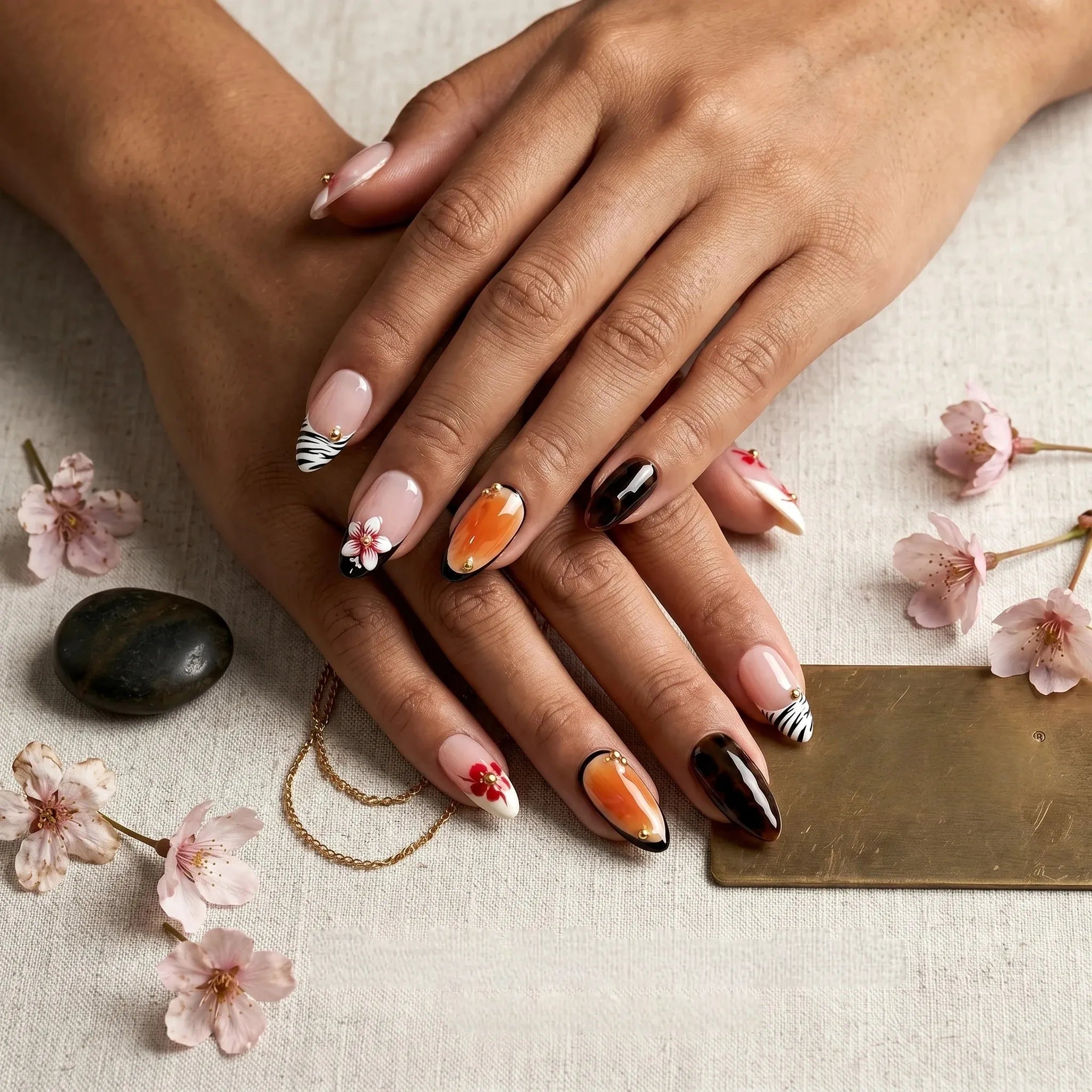 Kentrim floral and zebra print almond-shaped press on nails, set of 10 pieces with single size design, luxurious and stylish. Main image
