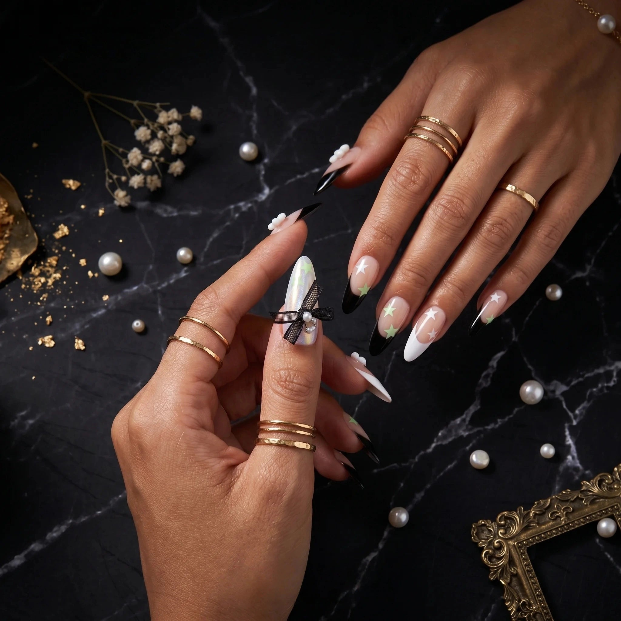 Kentrim Glamour Star & Bow Press On Nails - 30 Pieces, 15 Sizes