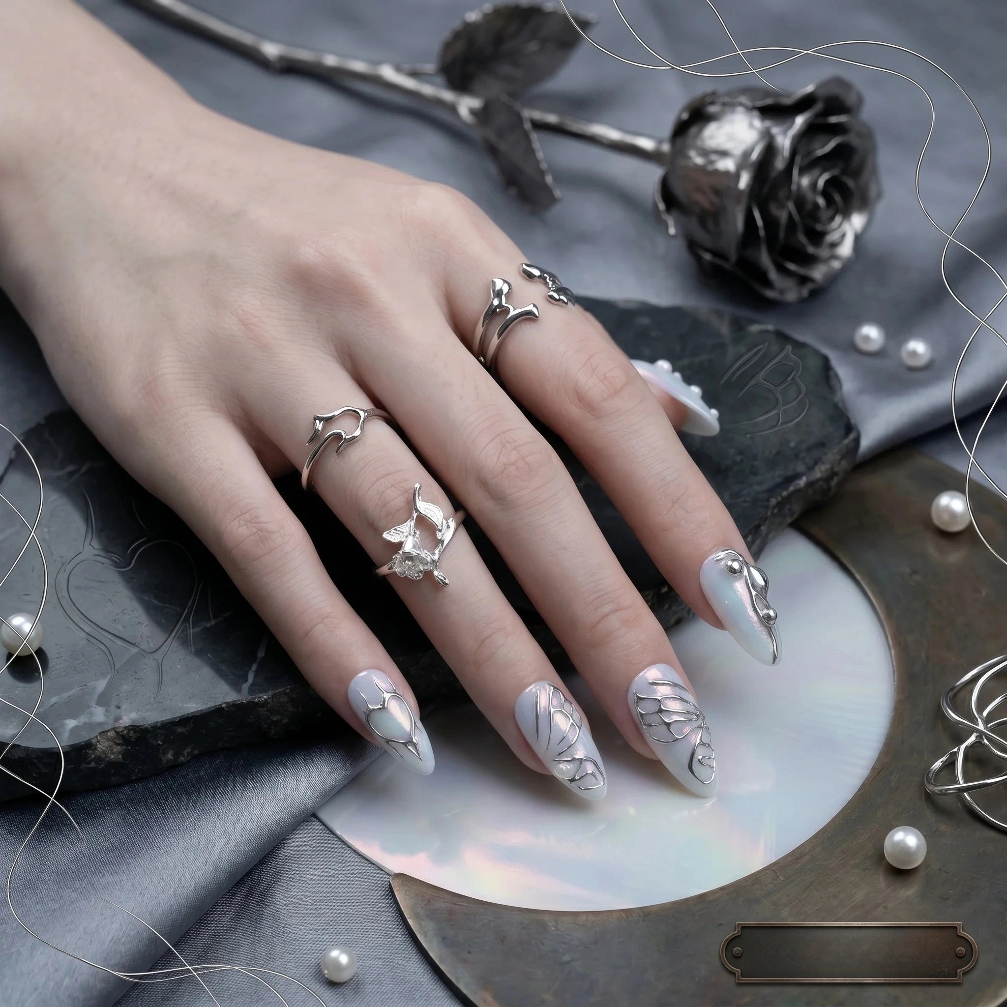 Kentrim Gothic Press On Nails - 10 Pieces (Single Size)