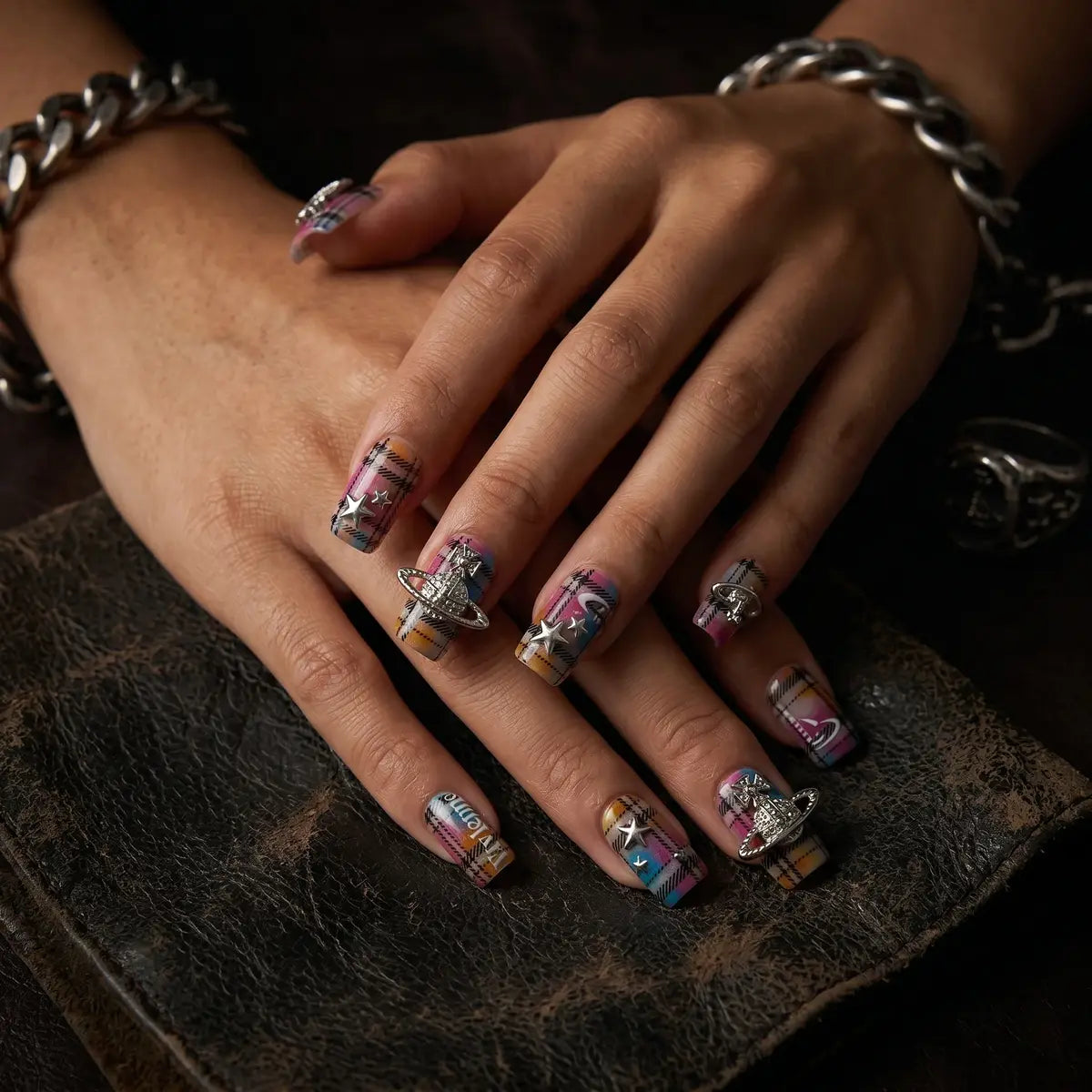 Kentrim Rainbow Plaid Saturn Star medium square press on nails in a set of 30 pieces with 15 sizes, colorful and stylish nail design. Main image