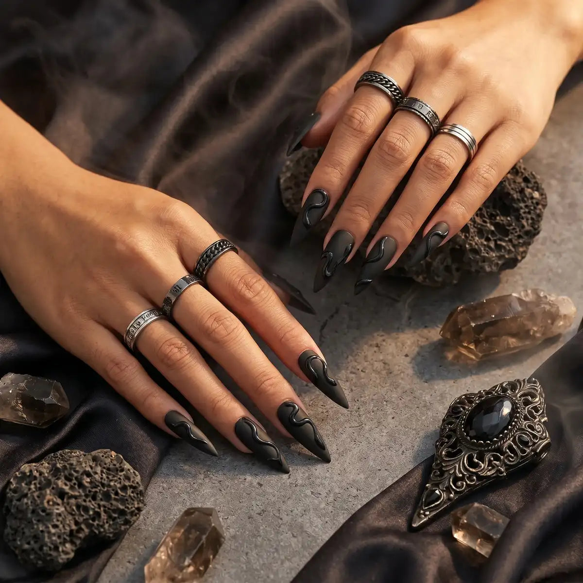 Kentrim Matte Black 3D Liquid Curve Stiletto Press On Nails - 24 Pieces (12 Sizes) Secondary image