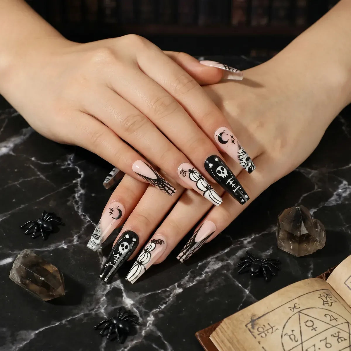 Kentrim Jelly Glue Black Kentrim Halloween Skull Pumpkin Coffin Press On Nails - 24 Pieces (12 Sizes)