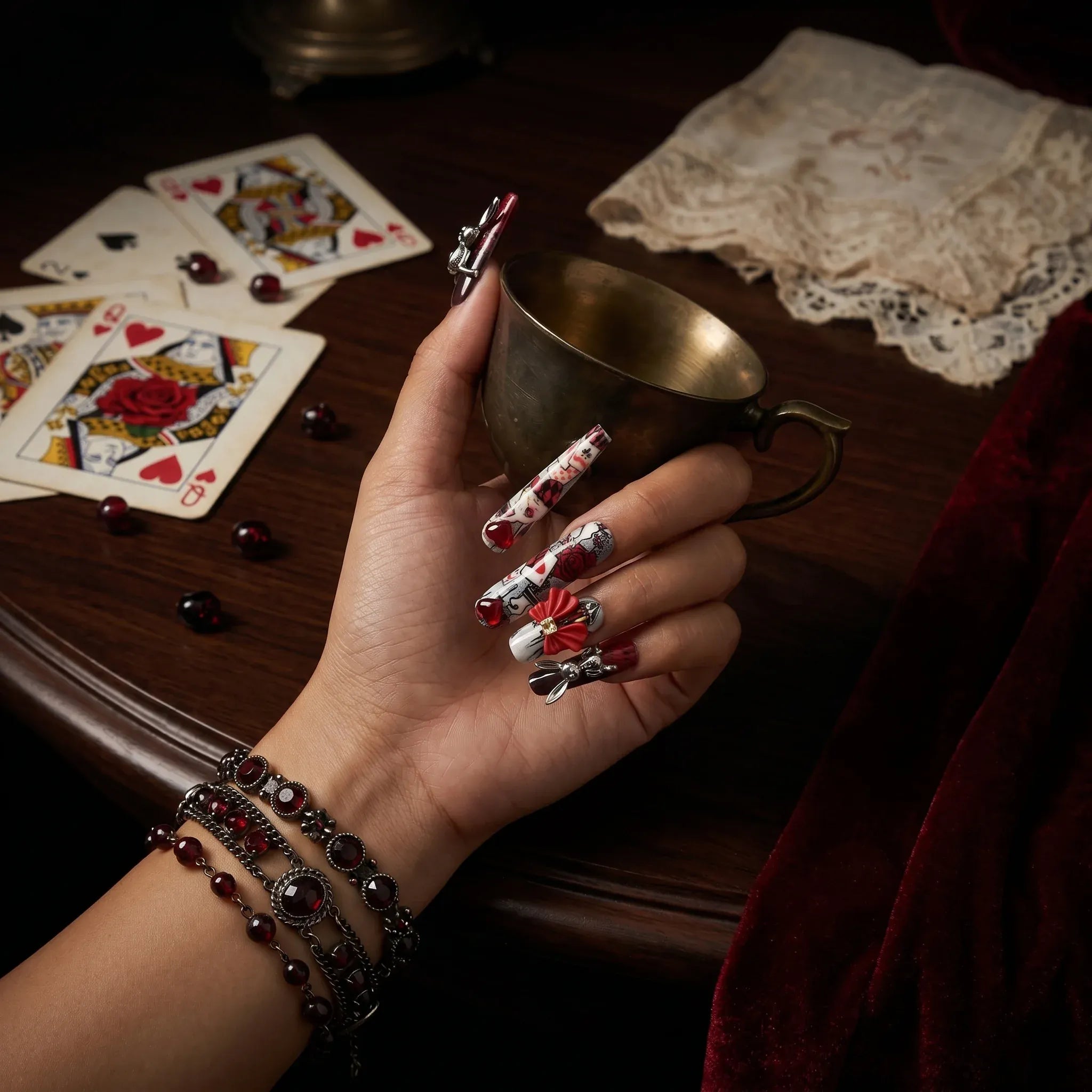 Kentrim Jelly Glue Red Kentrim Alice in Wonderland Themed Press On Nails - 30 Pieces (15 Sizes)