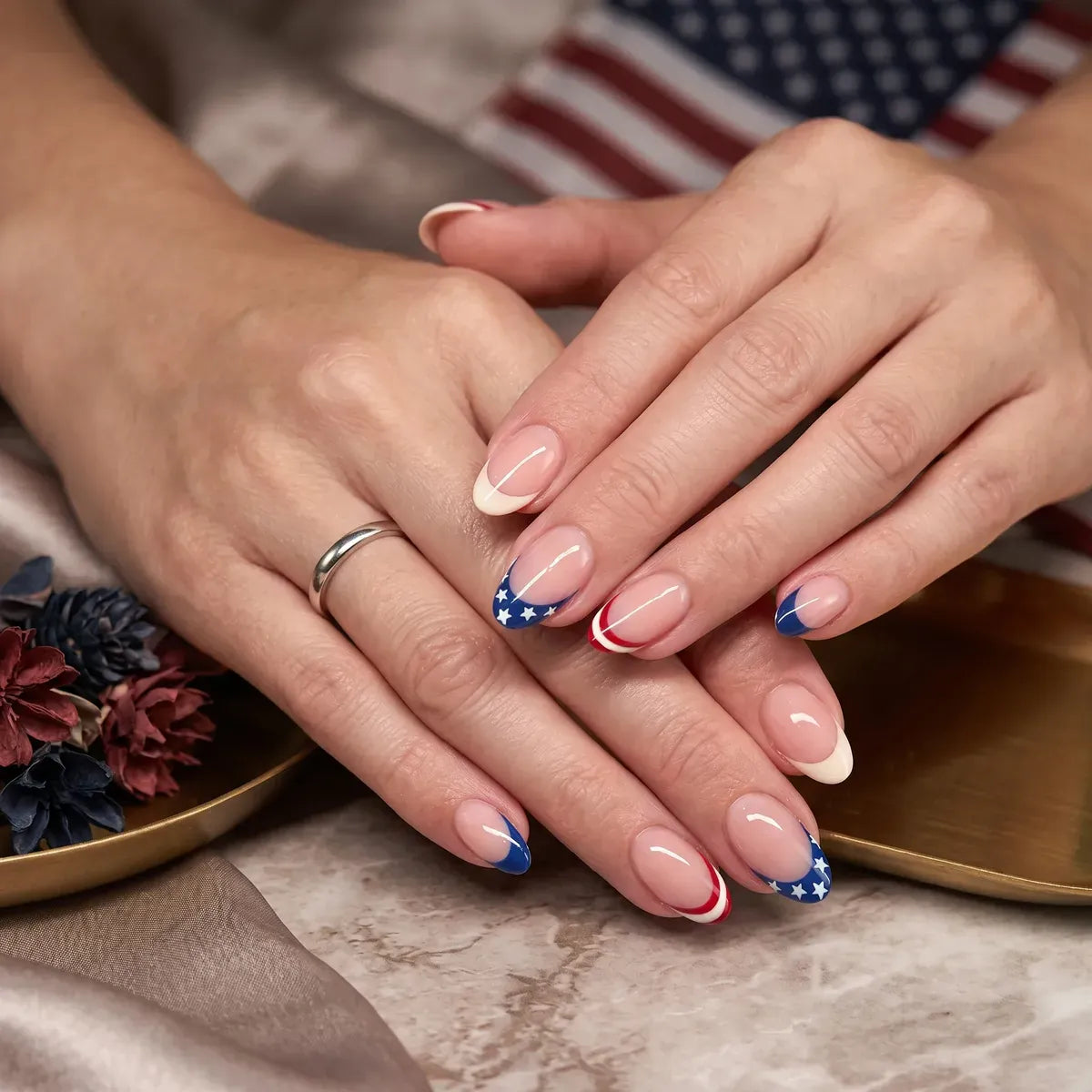Kentrim American Flag French Tip almond press on nails, 24-piece set with 12 sizes, featuring patriotic flag and classic design. Main image